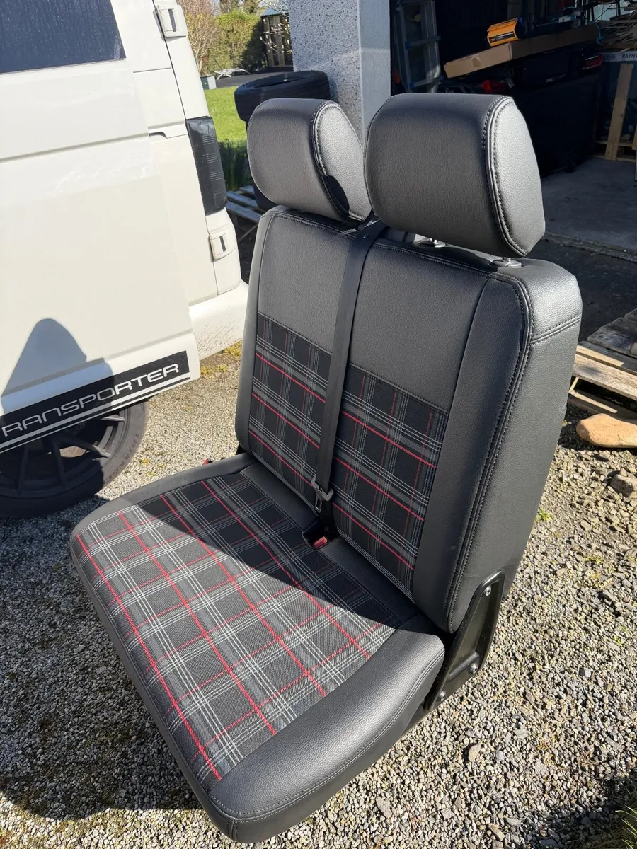 Van  seat - Image 2