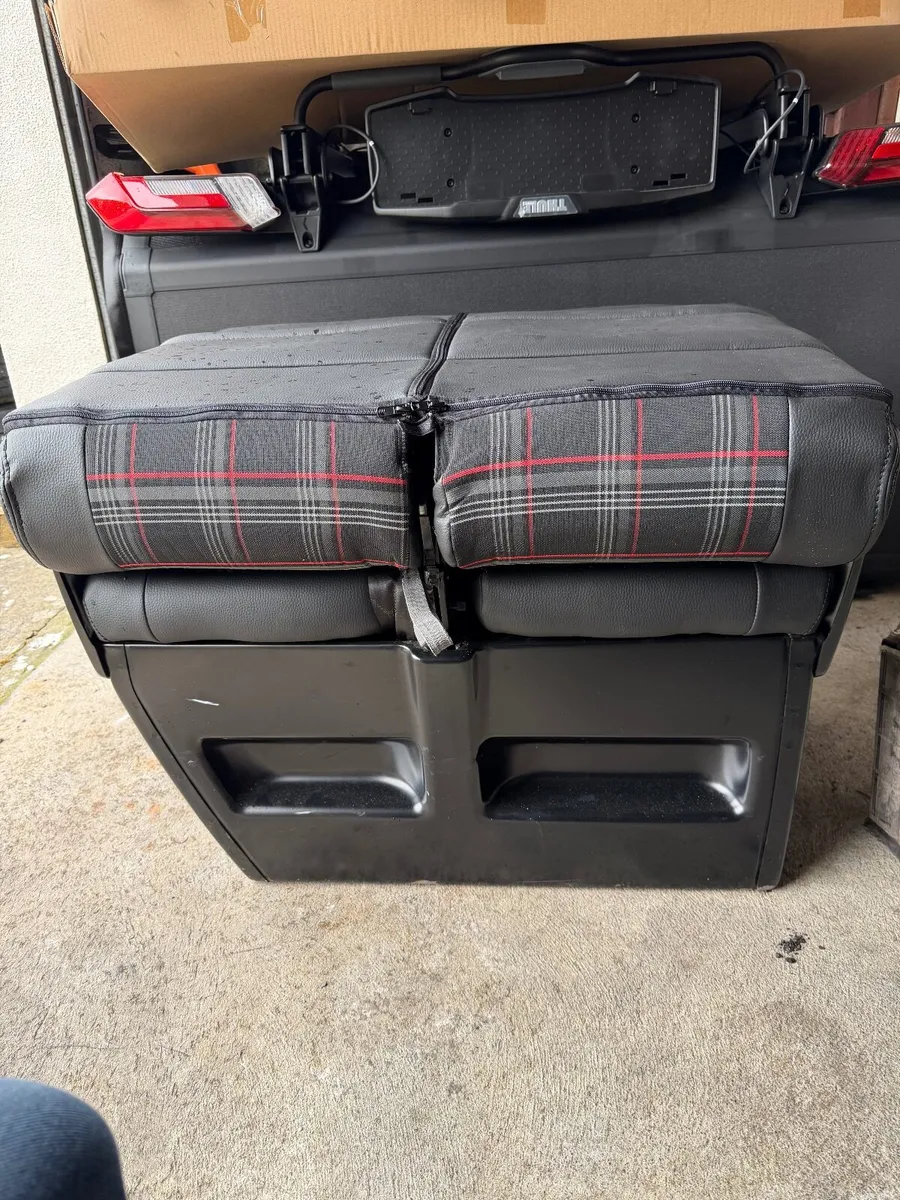 Van  seat - Image 3