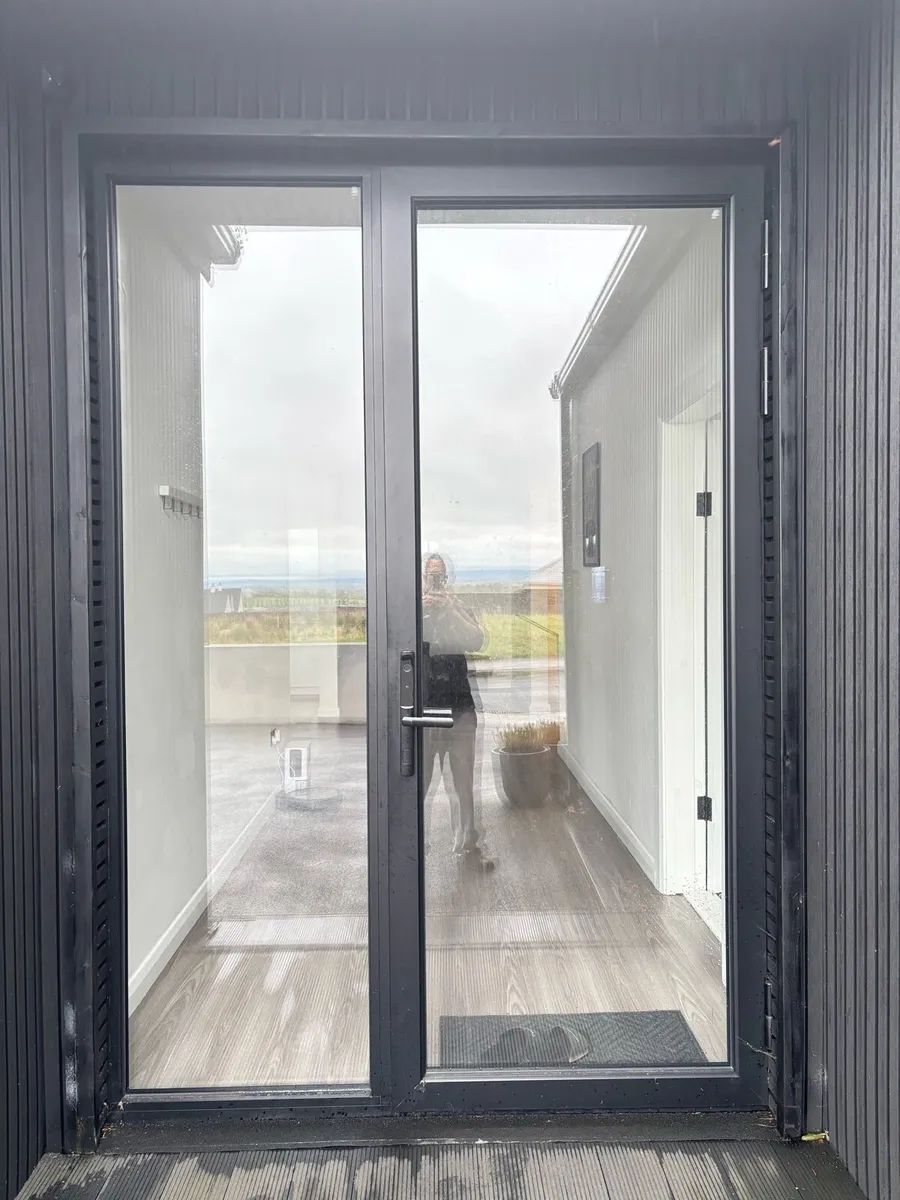 Modern glass Aluminum door - Image 4