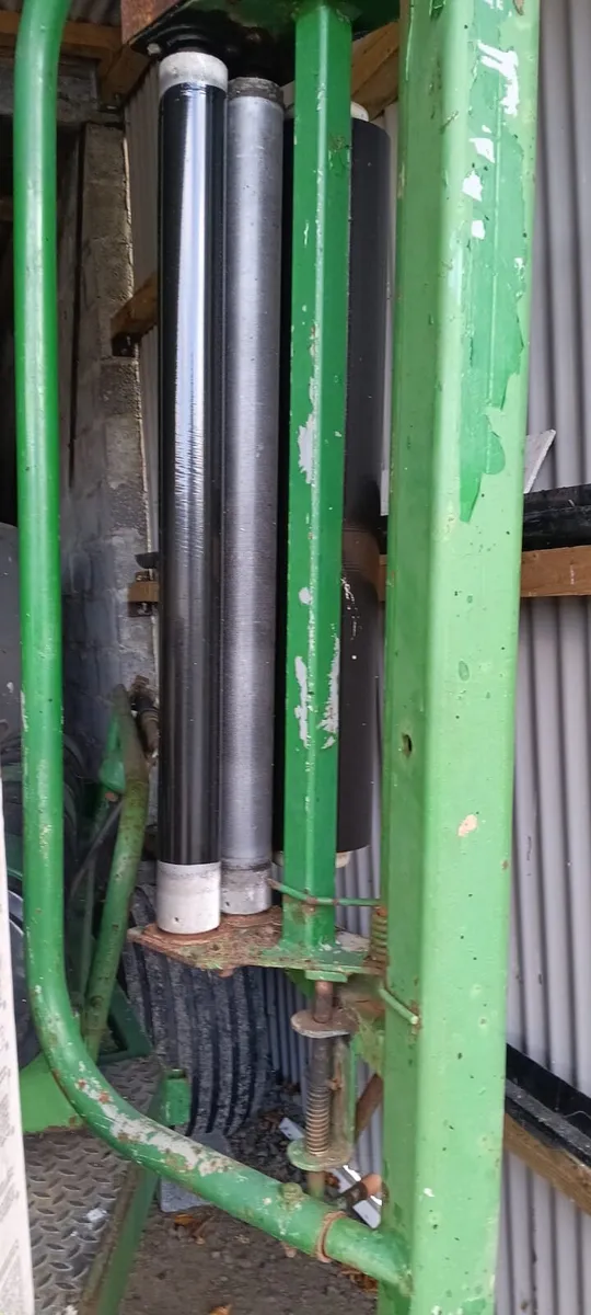 Conor wrapper - Image 4