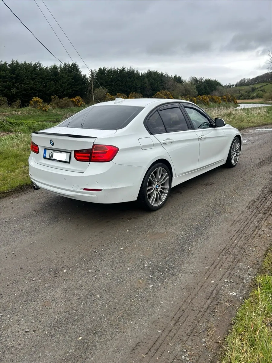 BMW 3 series - Image 4