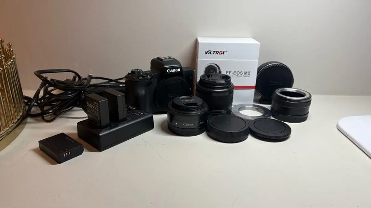 Canon M50 Photography Kit - Image 1
