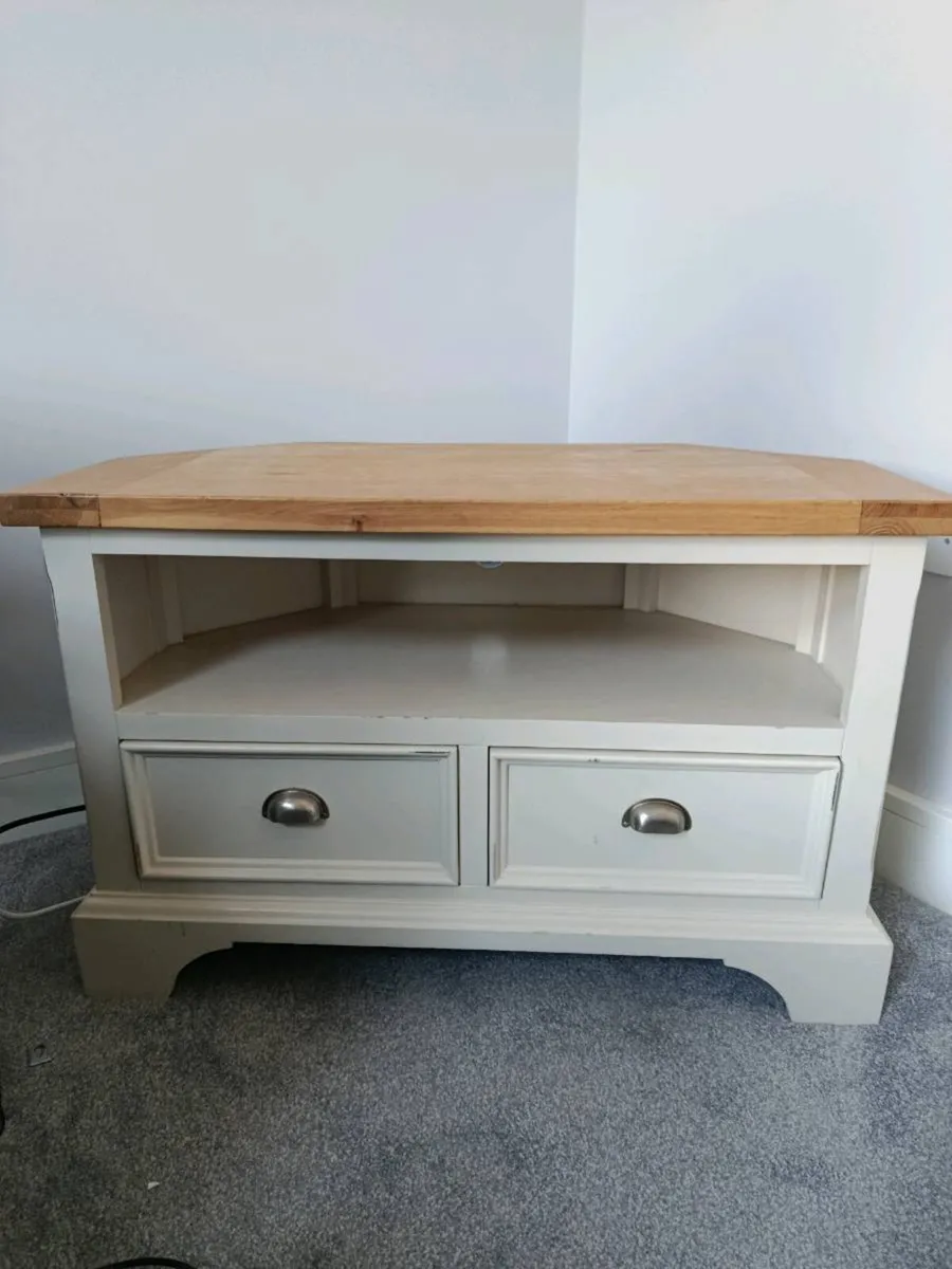 Oak and cream TV Corner console with drawers - Image 1