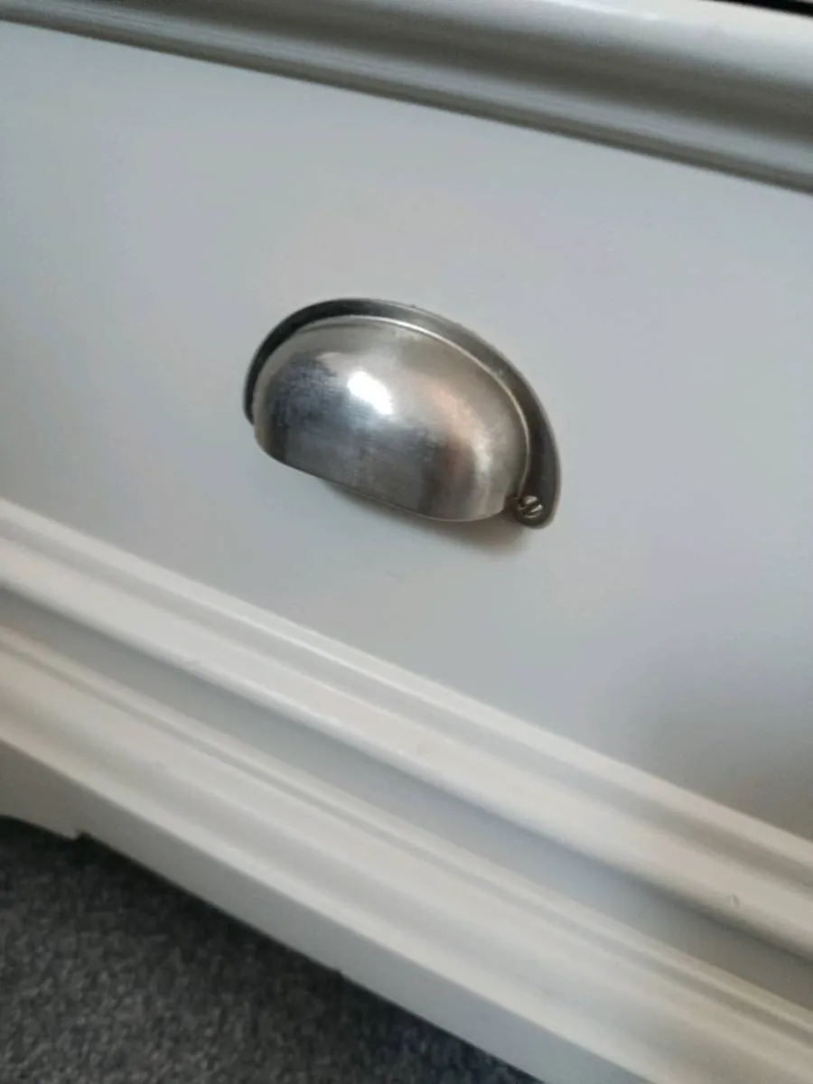 Oak and cream TV Corner console with drawers - Image 3