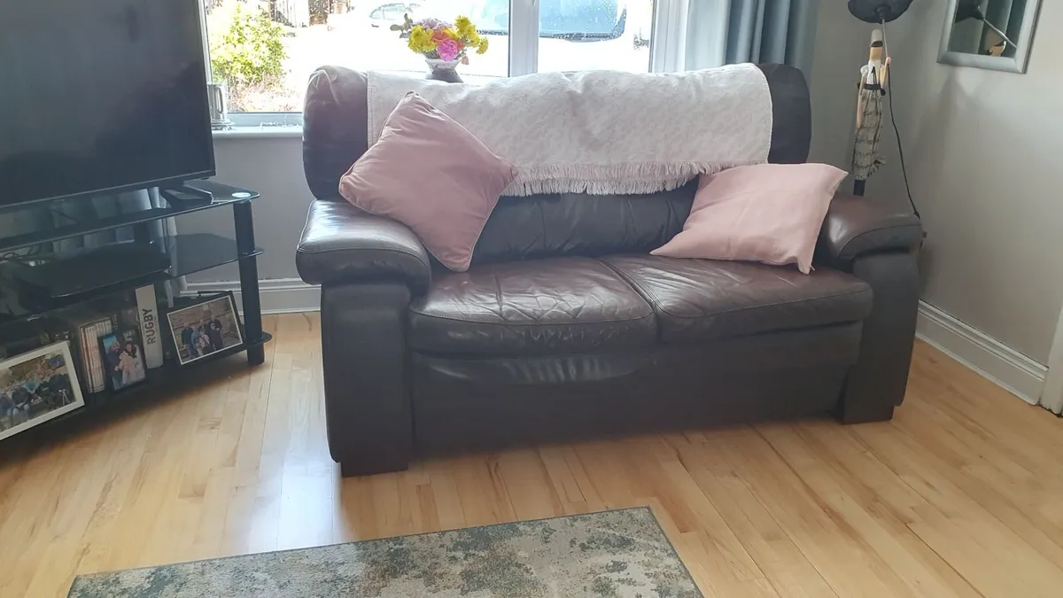 Granfort Chocolate Brown Leather Suite - Image 4