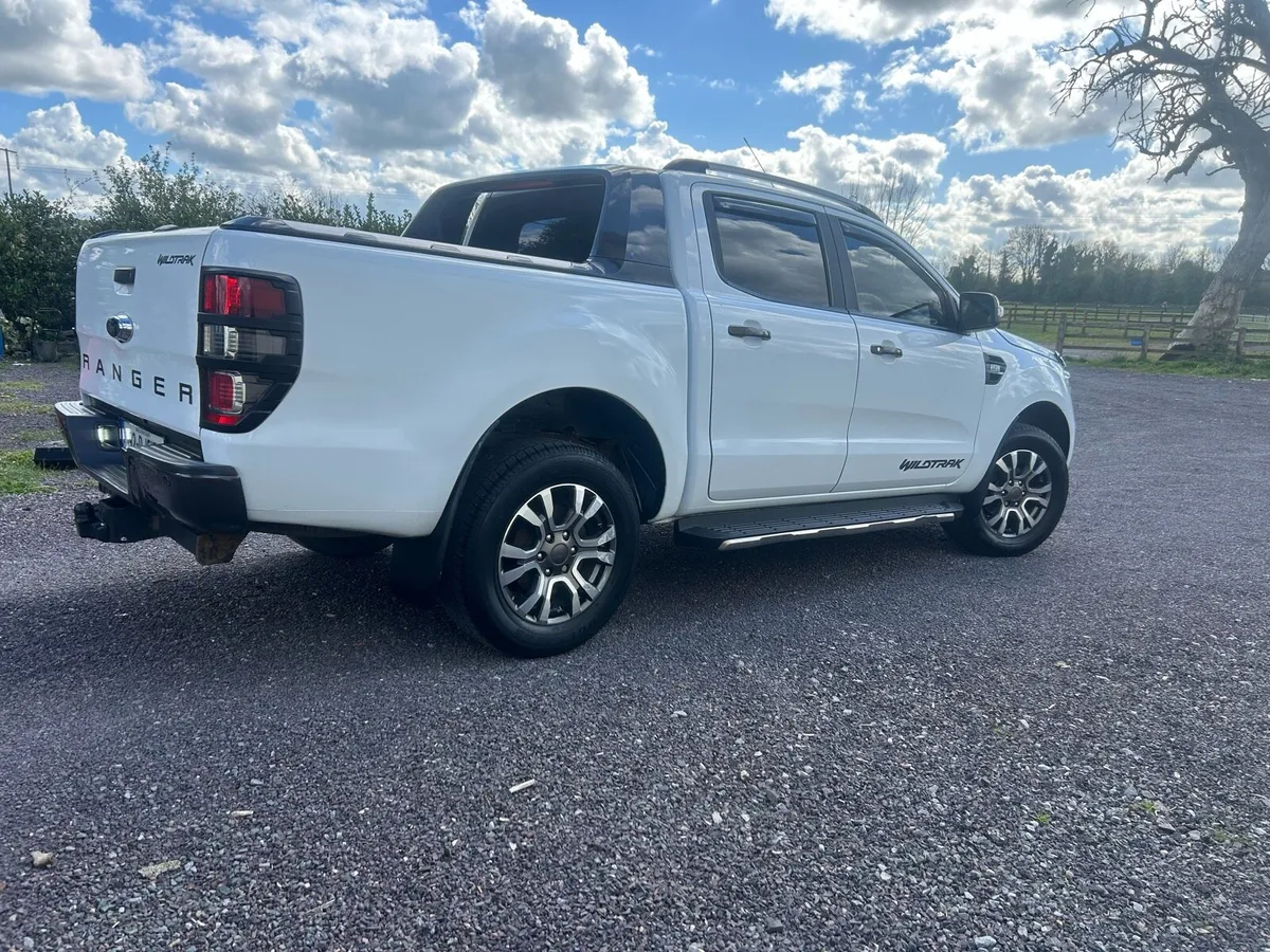 Ford Ranger Wildtrack 3.2 Auto - Image 2