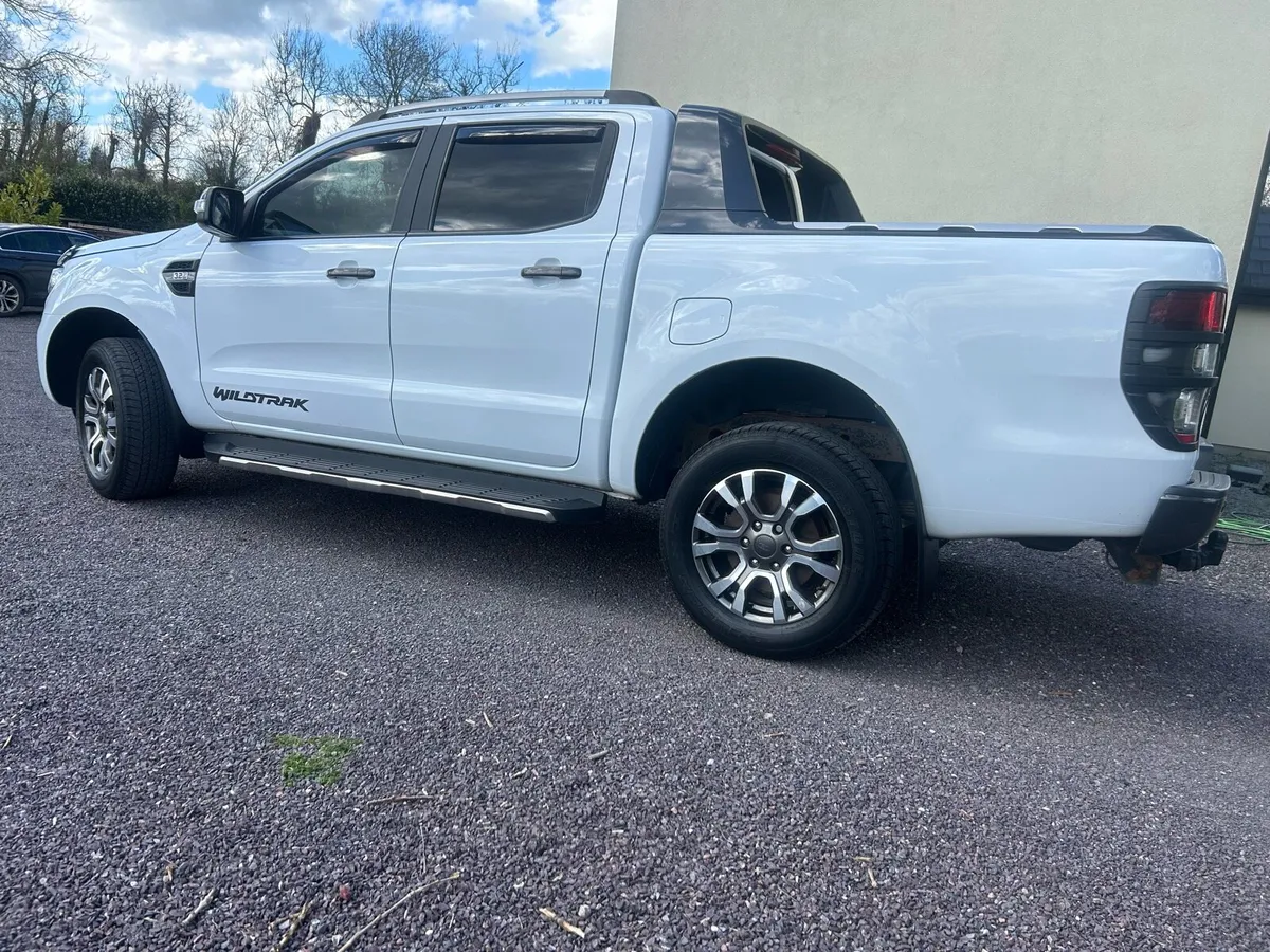 Ford Ranger Wildtrack 3.2 Auto - Image 3