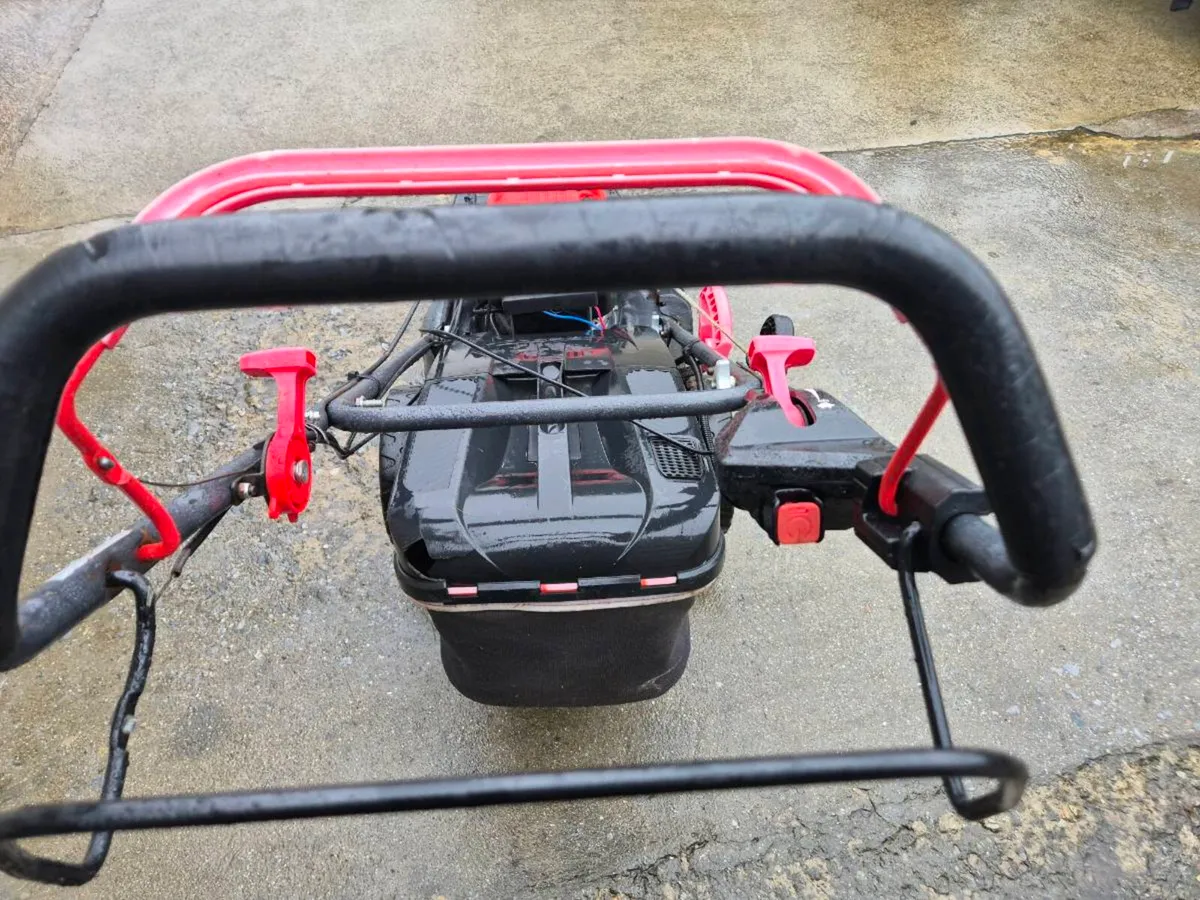 Green Hill self Drive lawnmower - Image 3