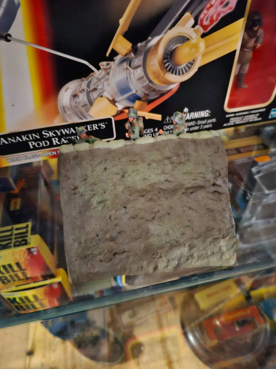 Britain's German WW1 German Trench Diorama 1.32 - Image 2