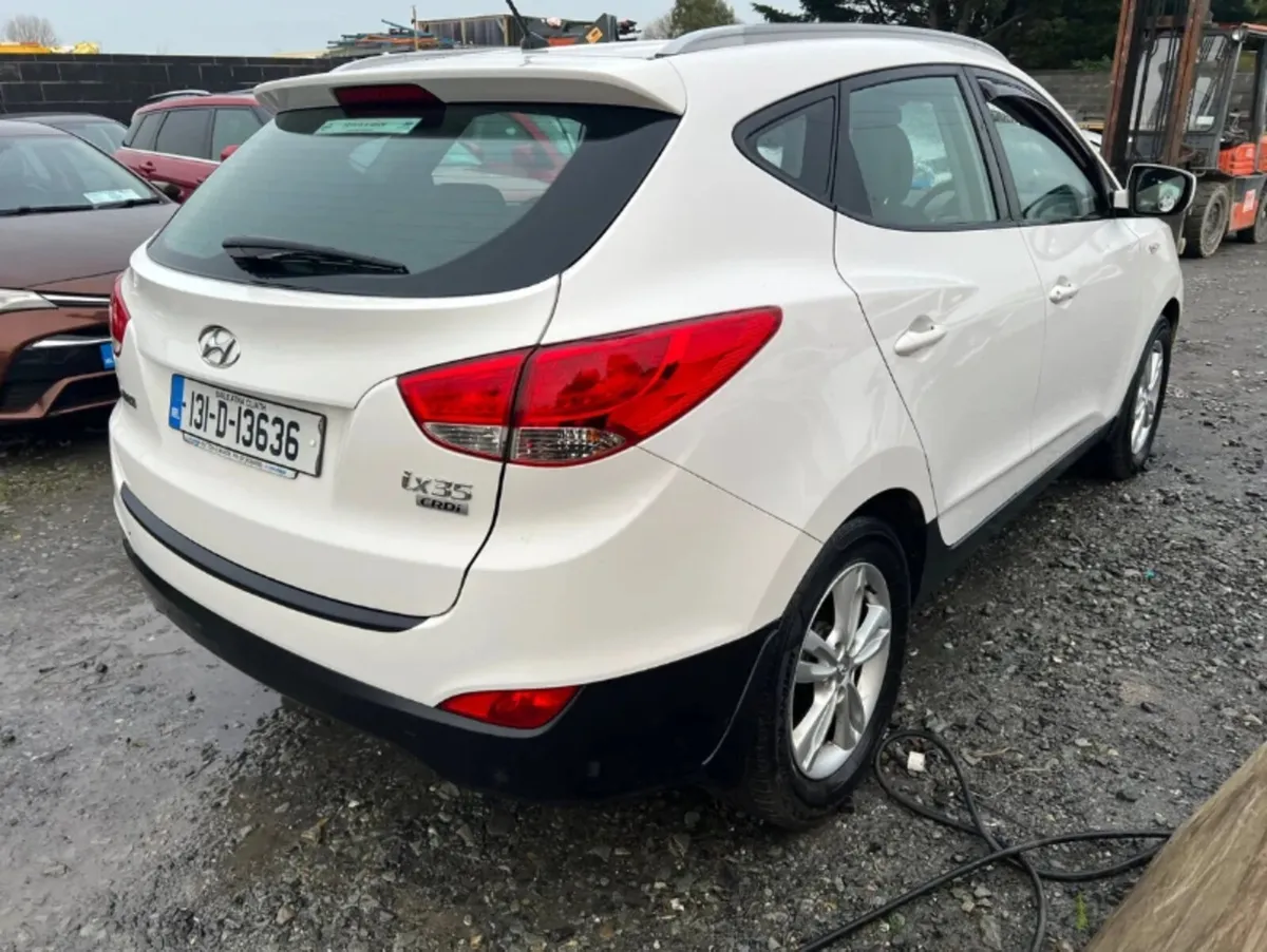 2013 Hyundai ix35 1.7 Diesel very light damage - Image 1