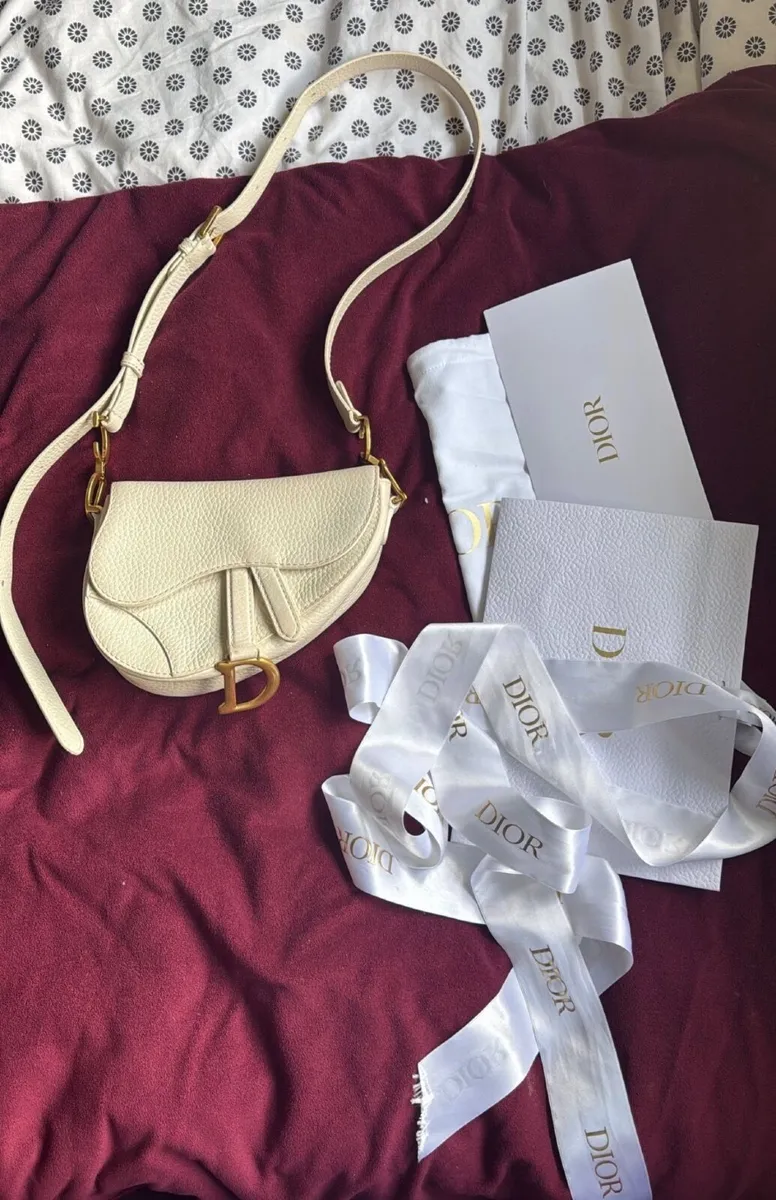 Dior saddle bag - Image 1