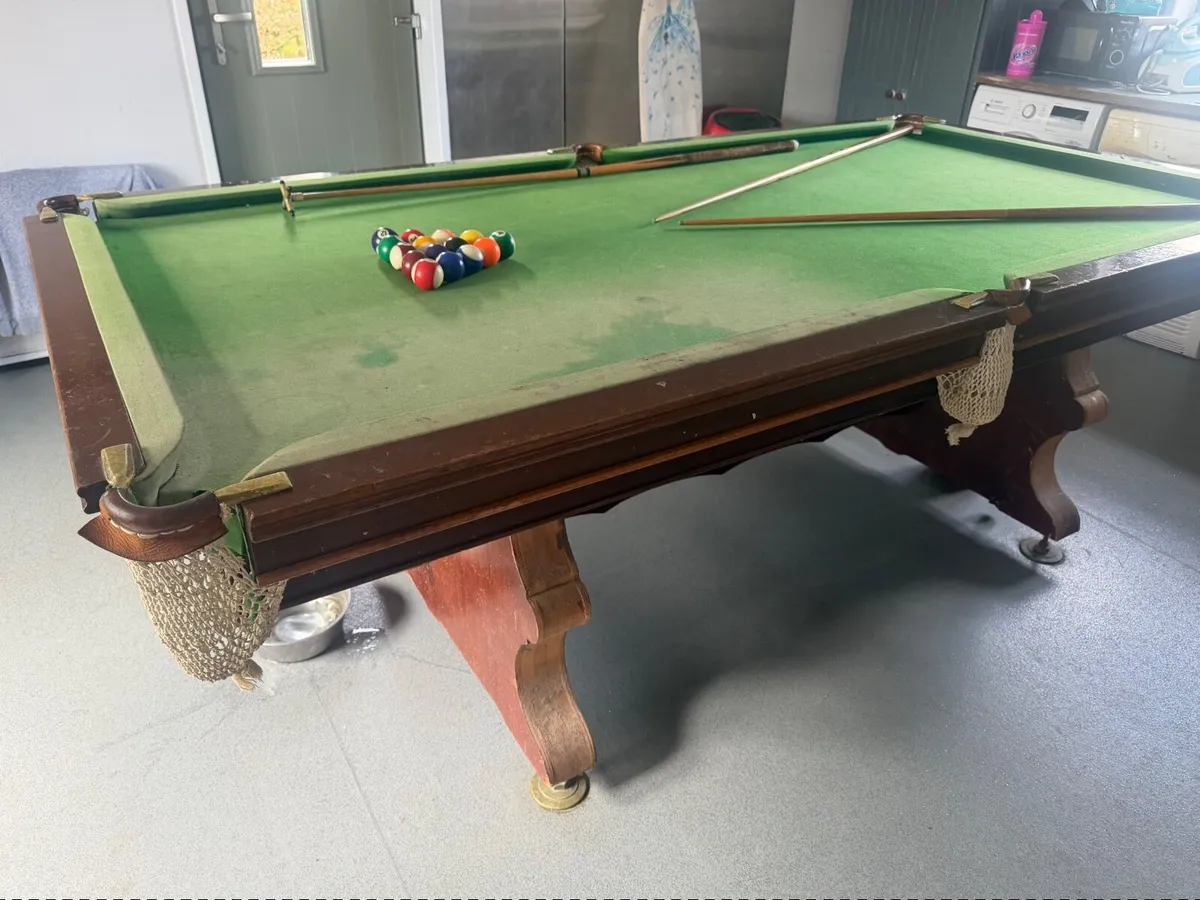 Pool table - Image 4