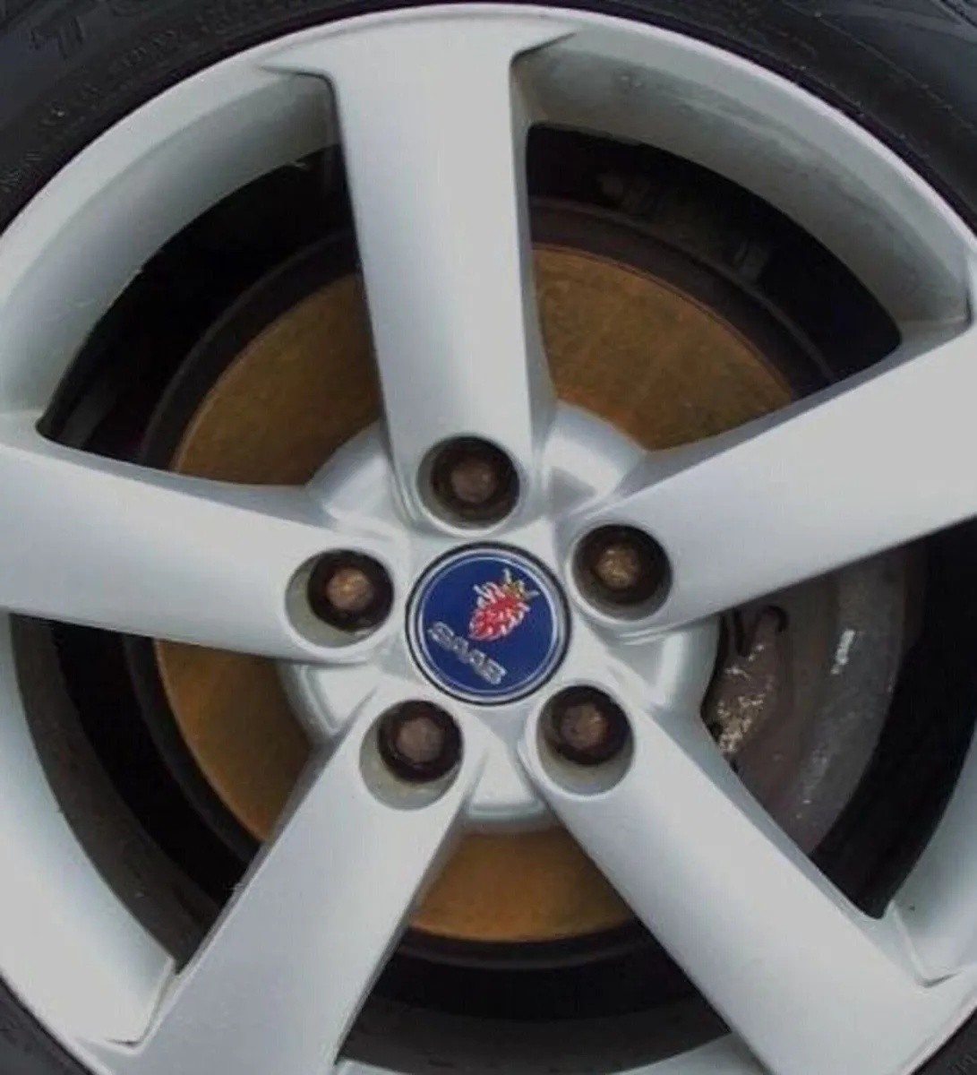 4 x Saab Centre Caps - FREE POST - Image 3
