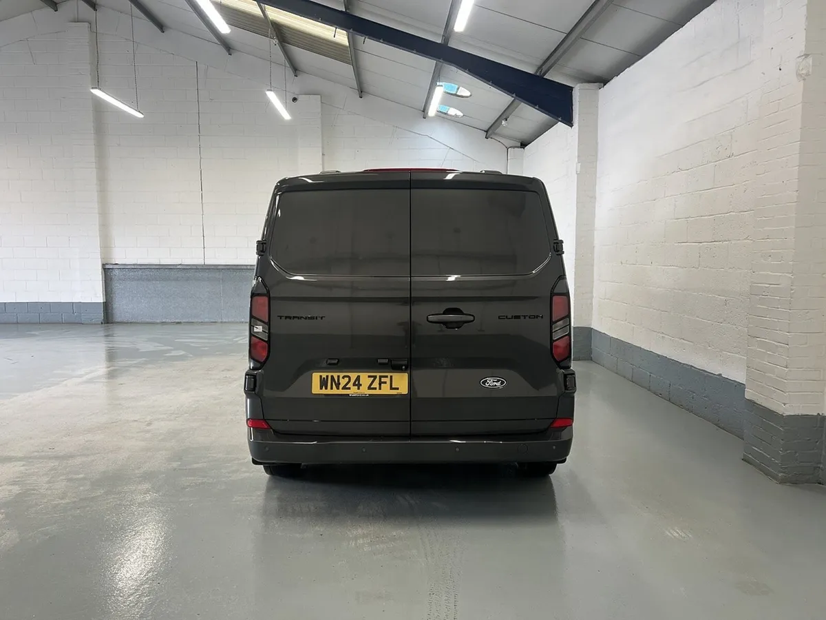 2024 Ford Transit Custom Panel Van - Image 4