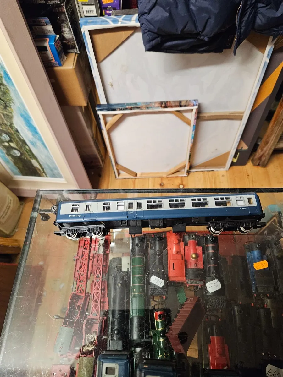 Hornby OO Gauge Carraige