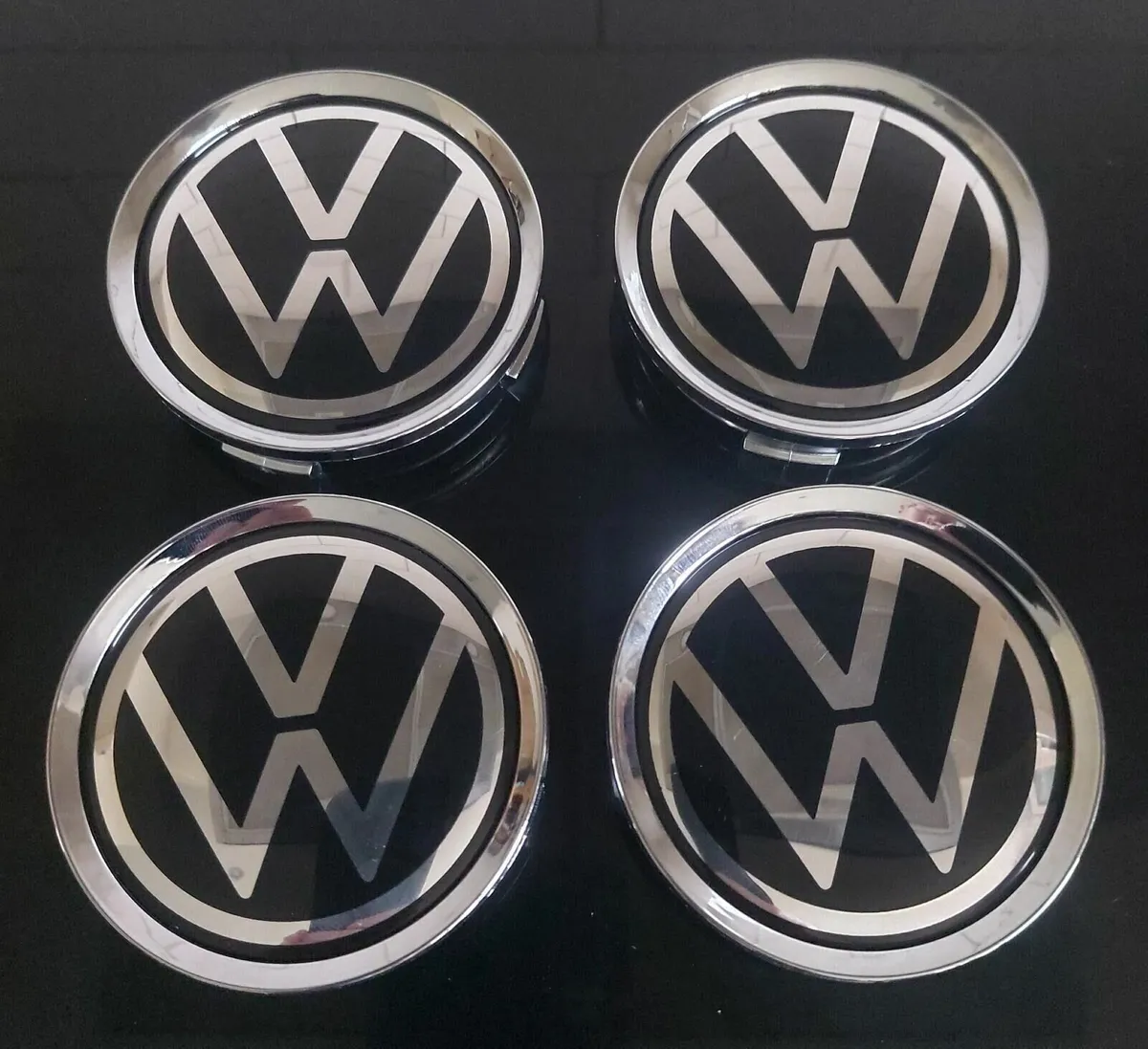 Hard to get 75mm VW Centre Caps - FREE POST - Image 1