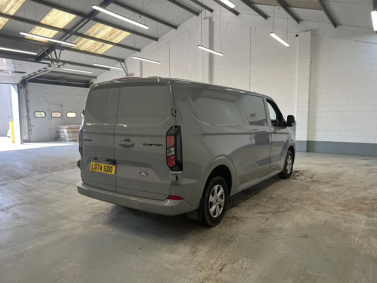 2024 Ford Transit Custom Panel Van - Image 4