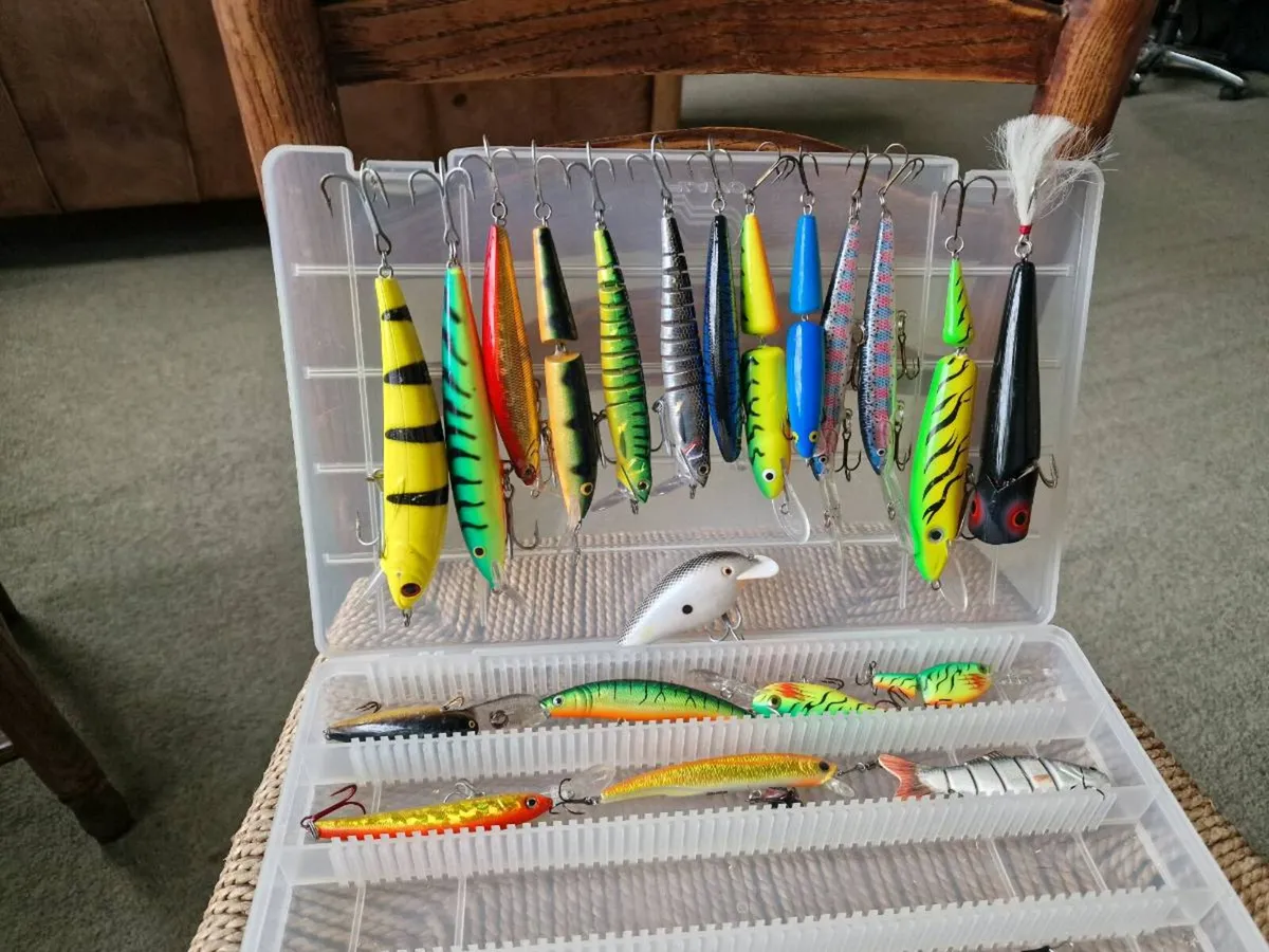 21 MIXED LURES AS NEW - Image 1