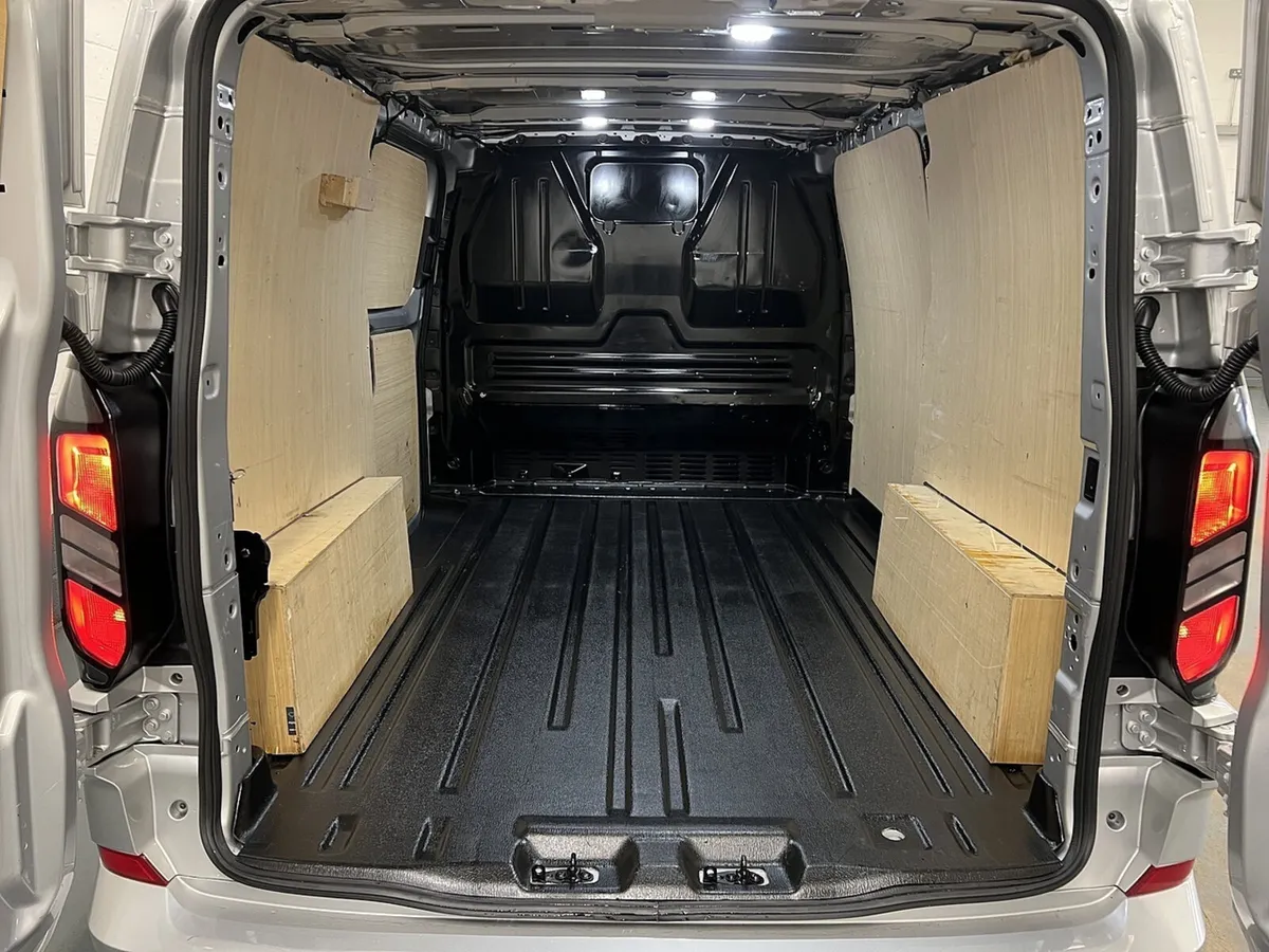 2024 Ford Transit Custom Panel Van - Image 2