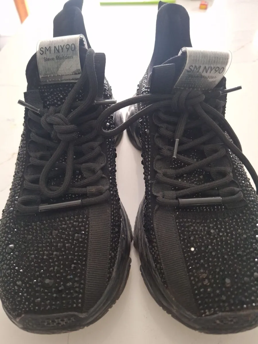 Steve Madden Trainers size 6 - Image 3