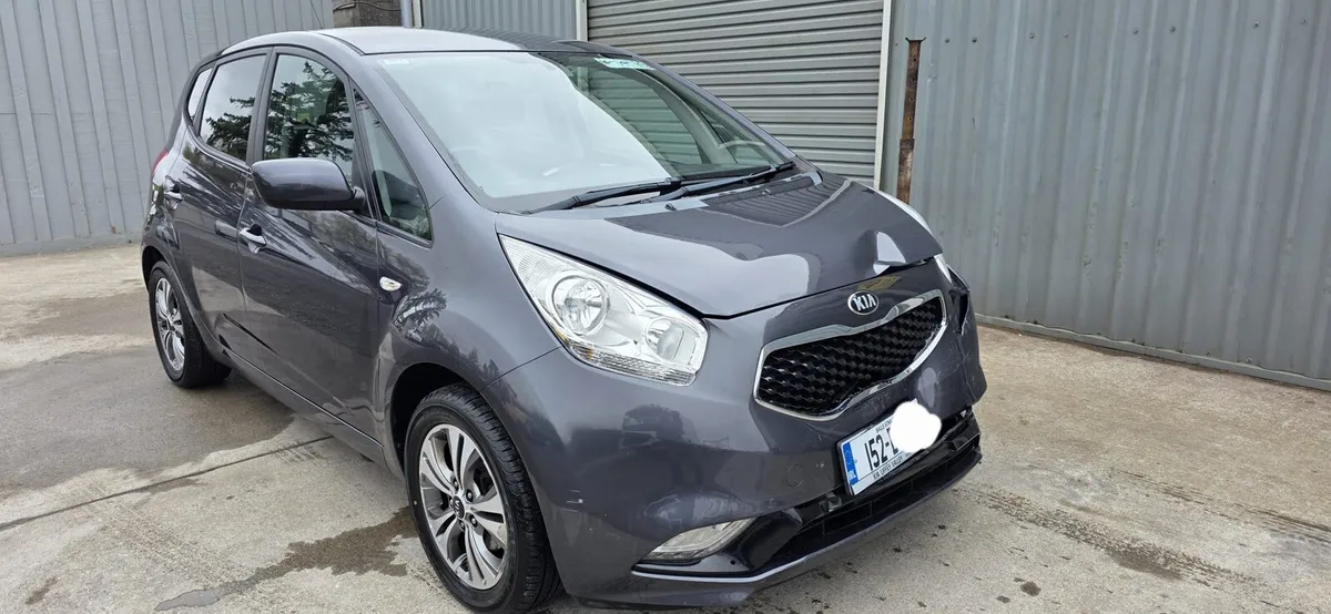 152 KIA VENGA AUTO - Image 1