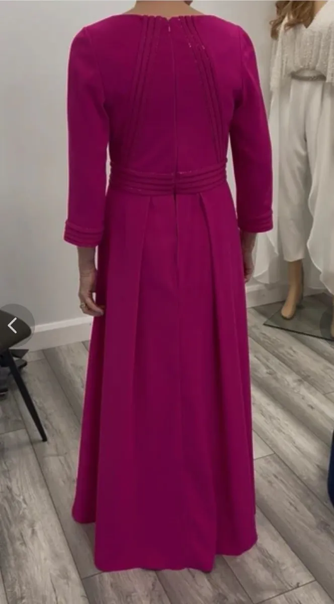 Mother of the bride Couture Club Vibrant Fuchsia J - Image 4