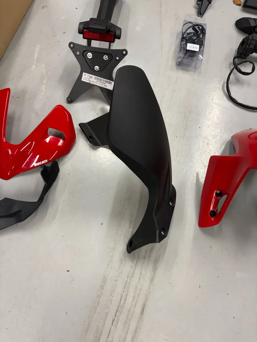 Ducati V4 Streetfighter OEM Parts - Image 4