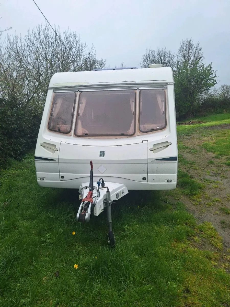 Abbey caravan 4 berth - Image 2