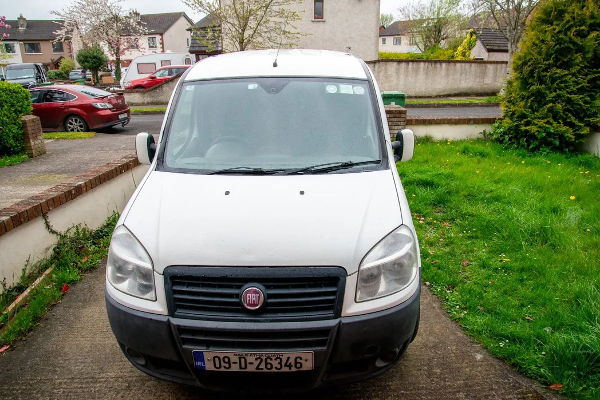 Fiat Doblo 2009 - Image 2