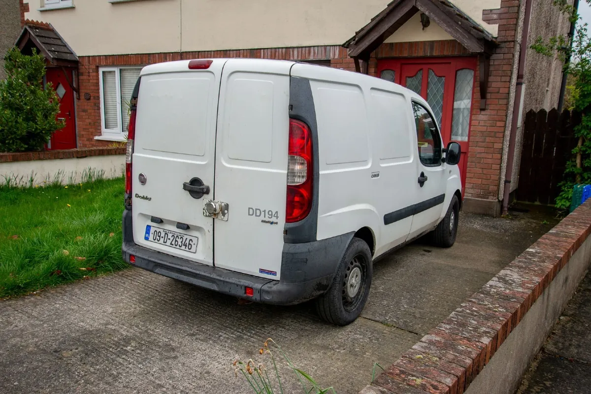Fiat Doblo 2009 - Image 4