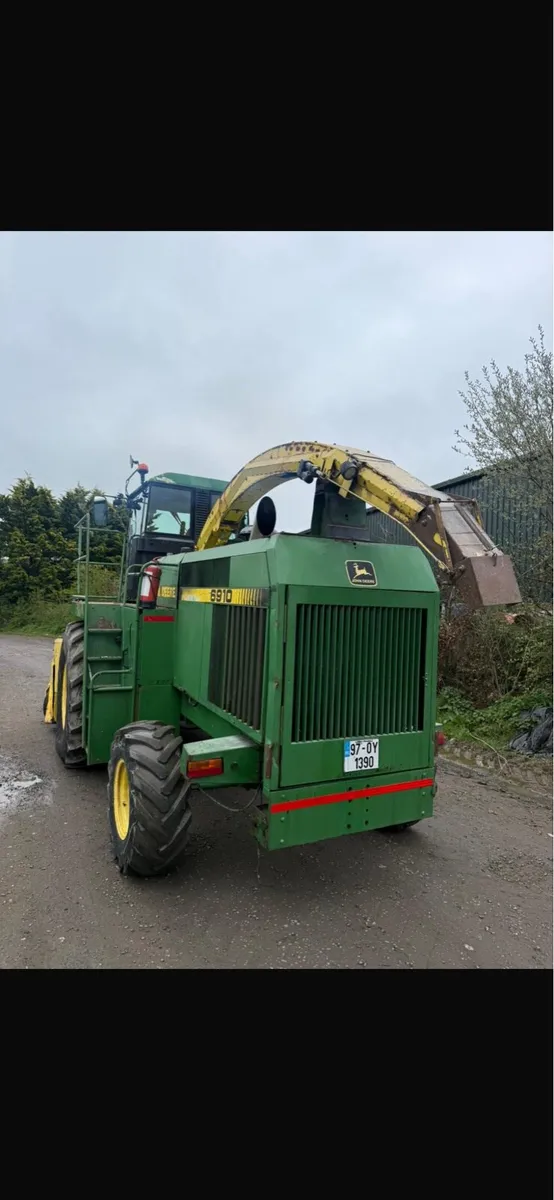 John Deere 6910 - Image 2
