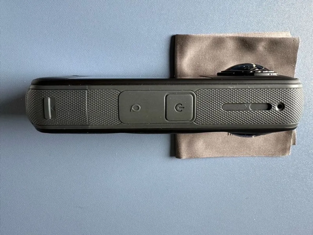 Insta 360 X5 + Spare Battery - Image 4