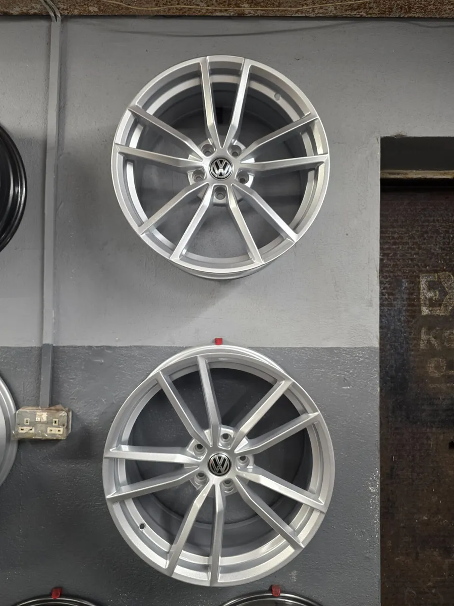 **Special** 18" 19" VW Pretoria Style