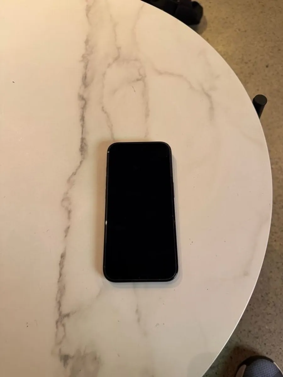 iPhone 15 Pro - Image 1