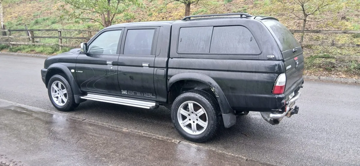 Mitsubishi L200. 4x4. Crewcab. Test 9-26 Tax 8-26 - Image 4
