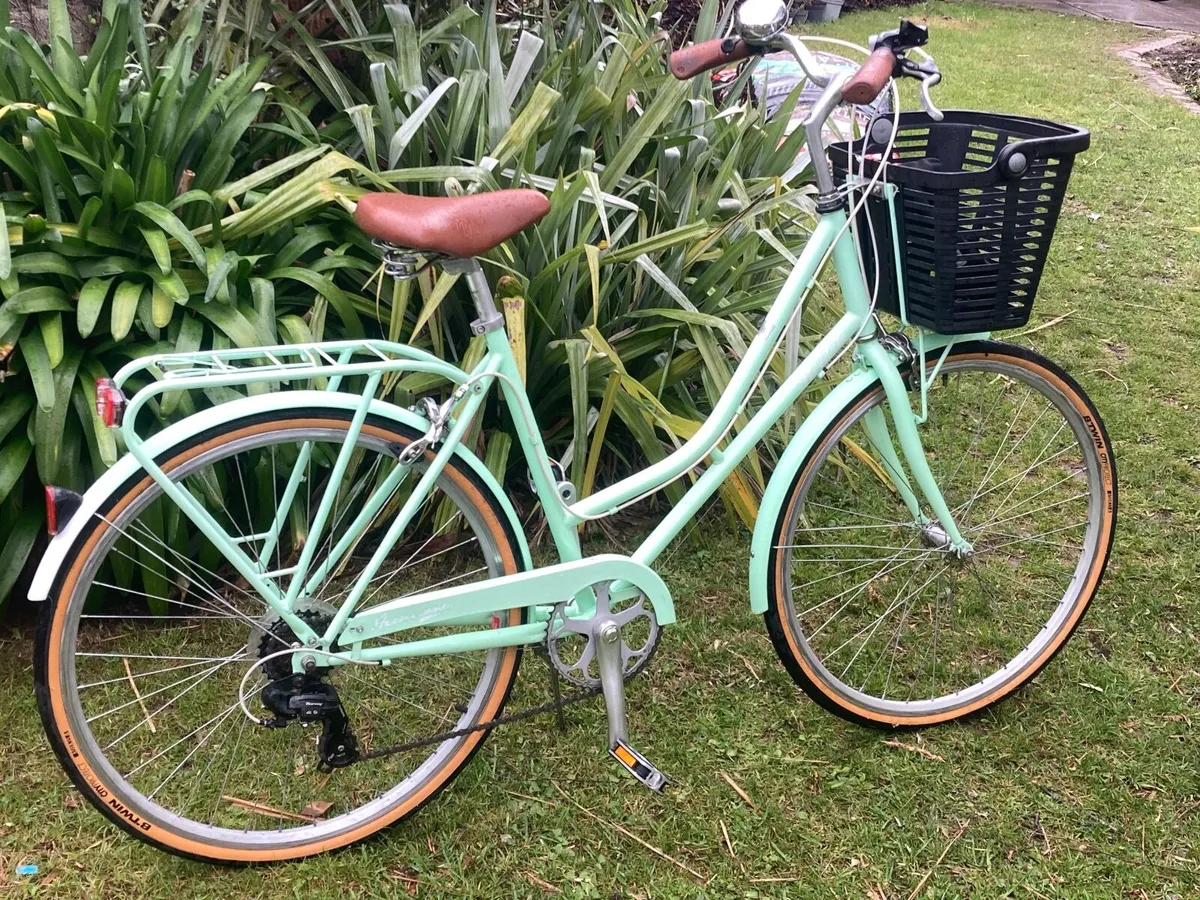 Classic Ladies Bike - Image 1