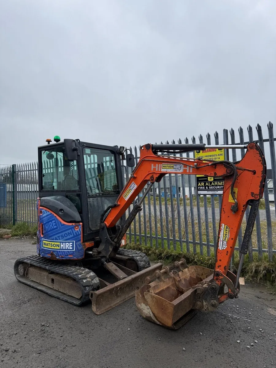 2017 Hitachi ZX26U Digger / Excavator - Image 2