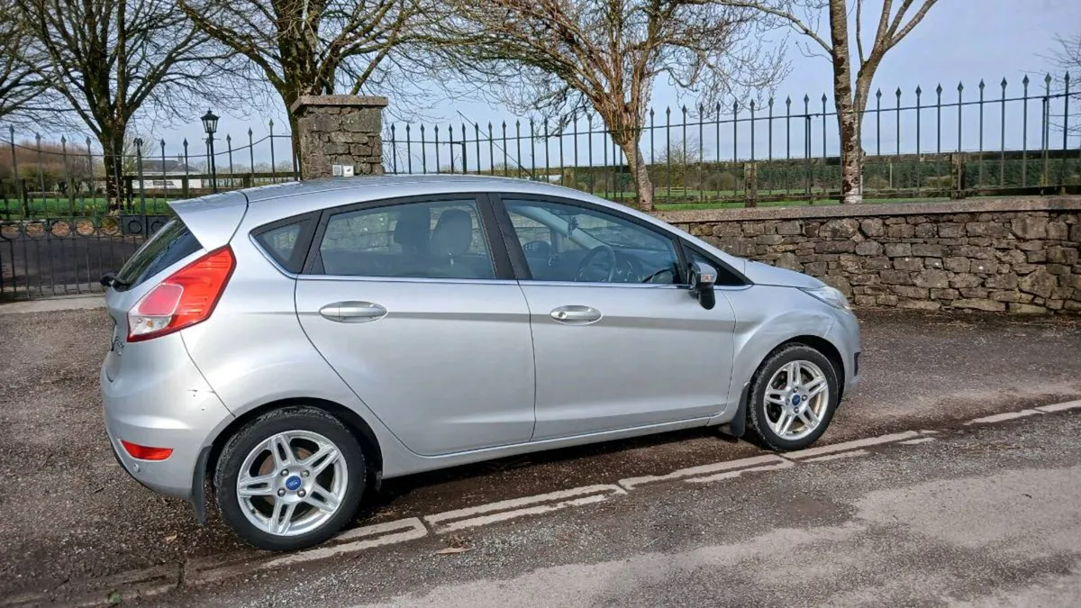 Ford fiesta 1.5 diesel ⛽️ Nct 6-26,, - Image 2