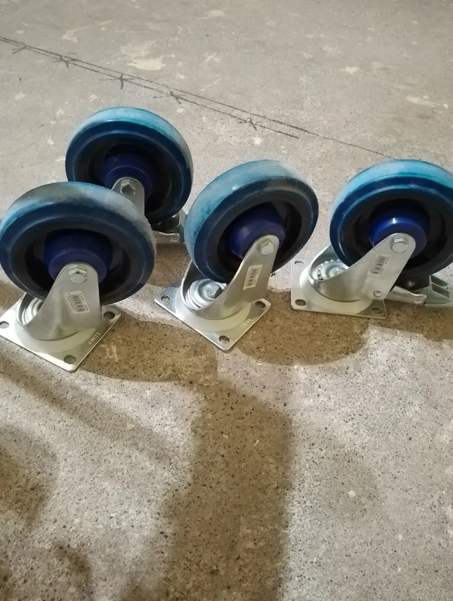 Heavy Duty Swivel Castors - Image 2