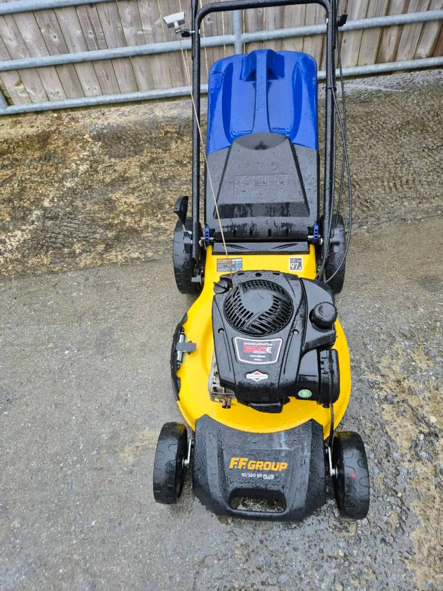 F,F,group self Drive lawnmower - Image 1