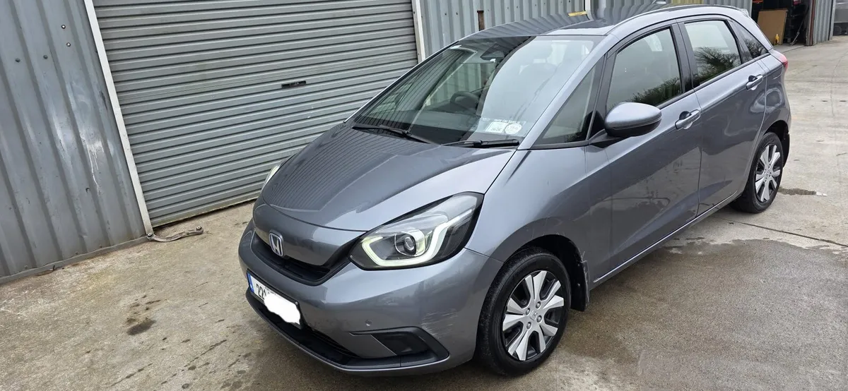 221 HONDA JAZZ HYBRID - Image 2