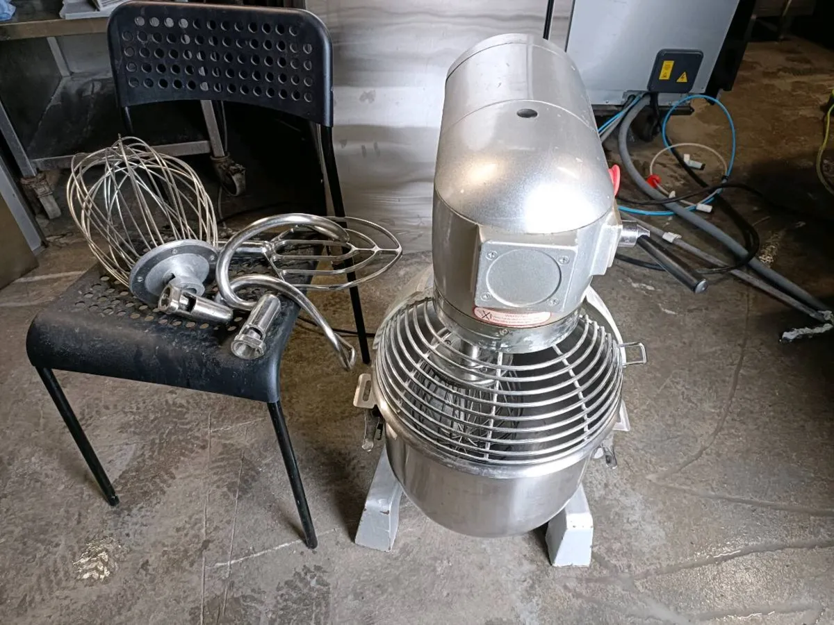 Pizza fridge & dough mixer - Image 4