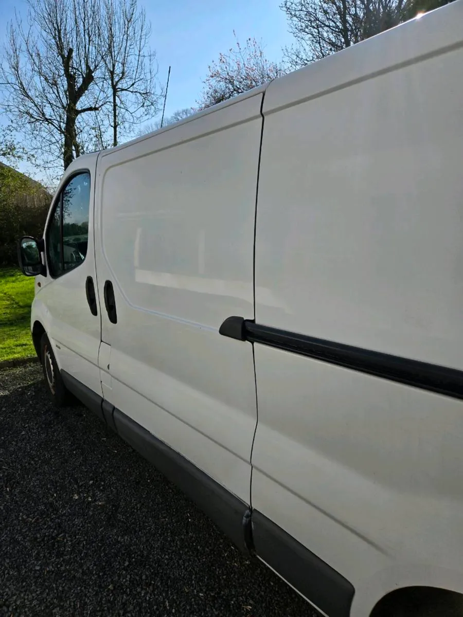 141 Vauxhall Vivaro - Image 4