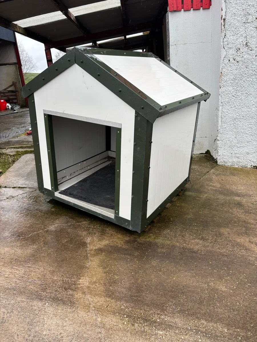 Dog kennel