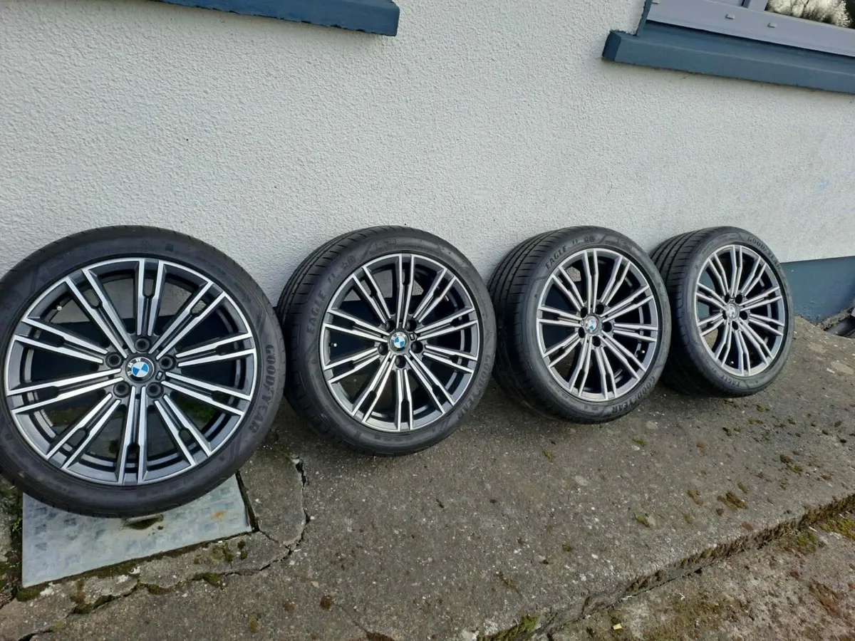 I sell rims in two widths. - Image 1