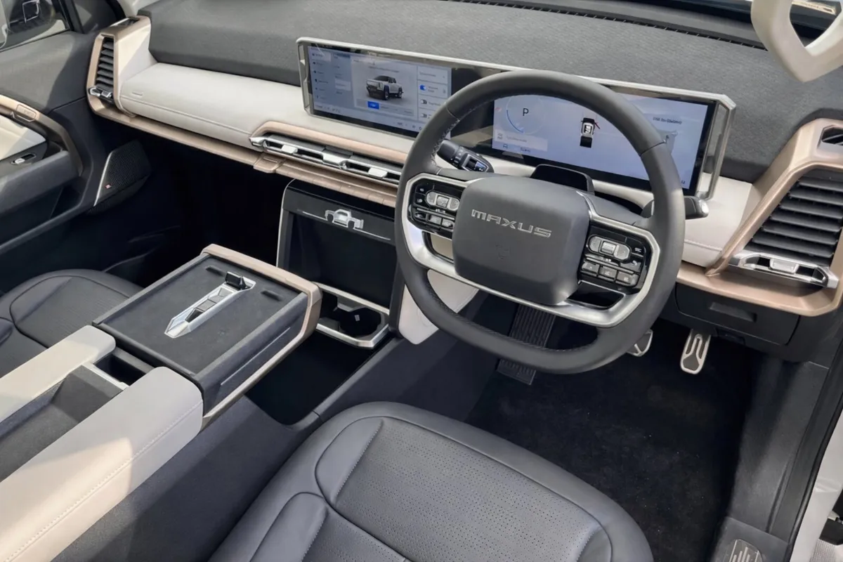 Maxus eTERRON 9 Crewcab EV 102kwh 4WD - Image 2