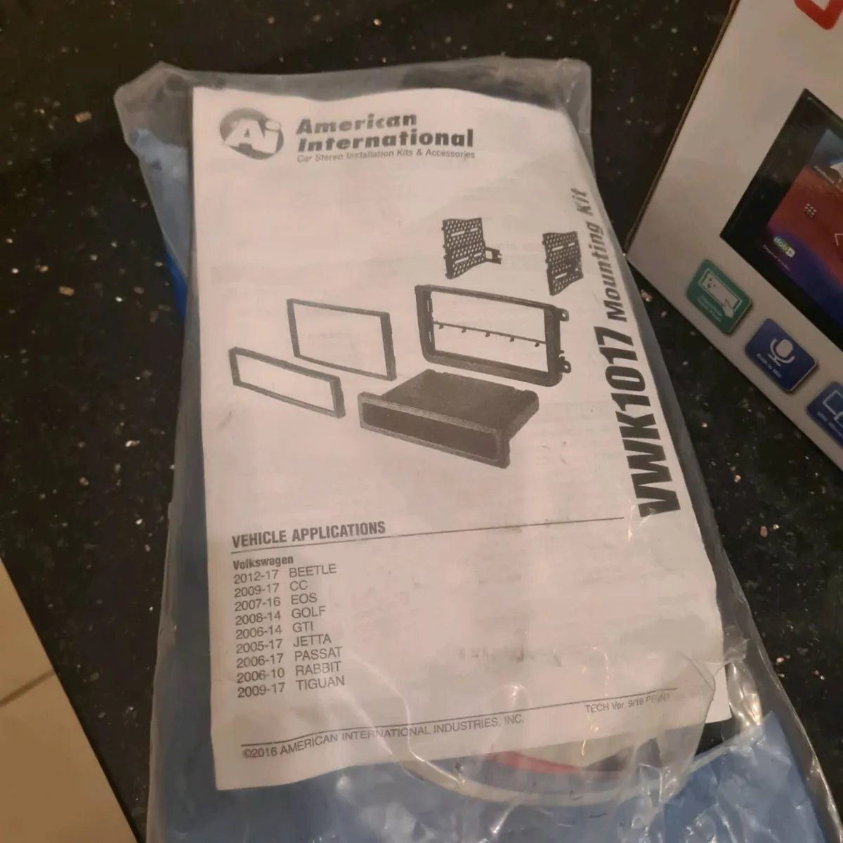 Car Radio for sale. - Image 4