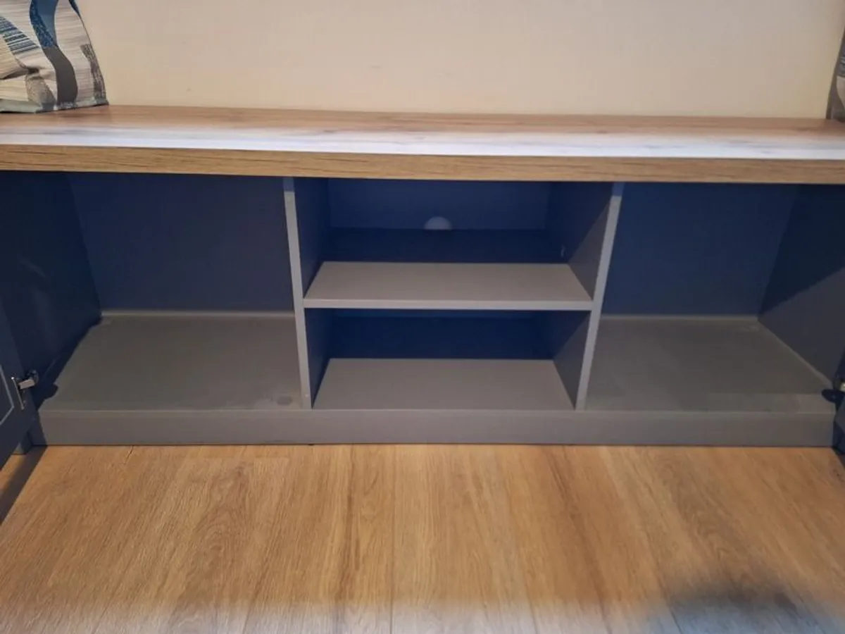 TV cabinet - Image 3