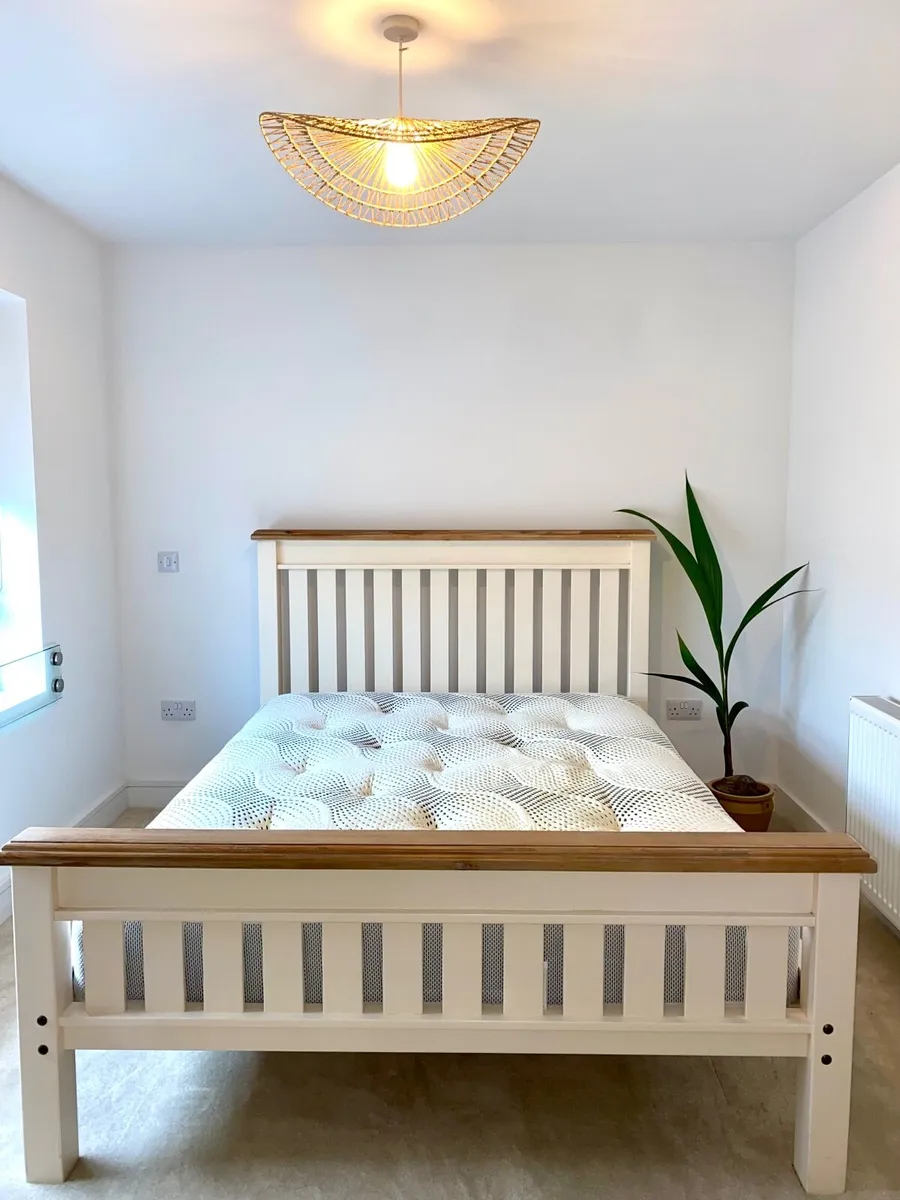 Excellent solid oak king size frame and mattress - Image 1