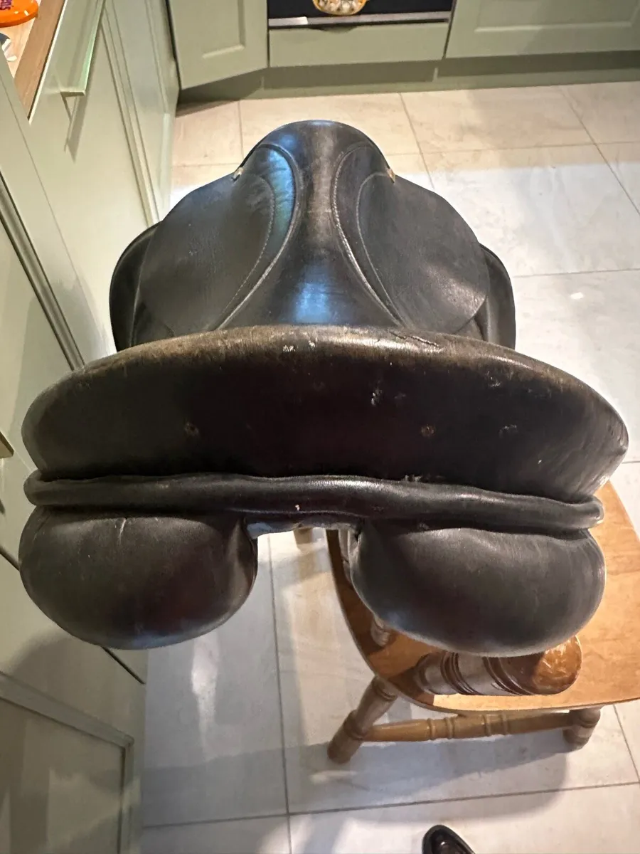 Stubben CTD 16” saddle - Image 2